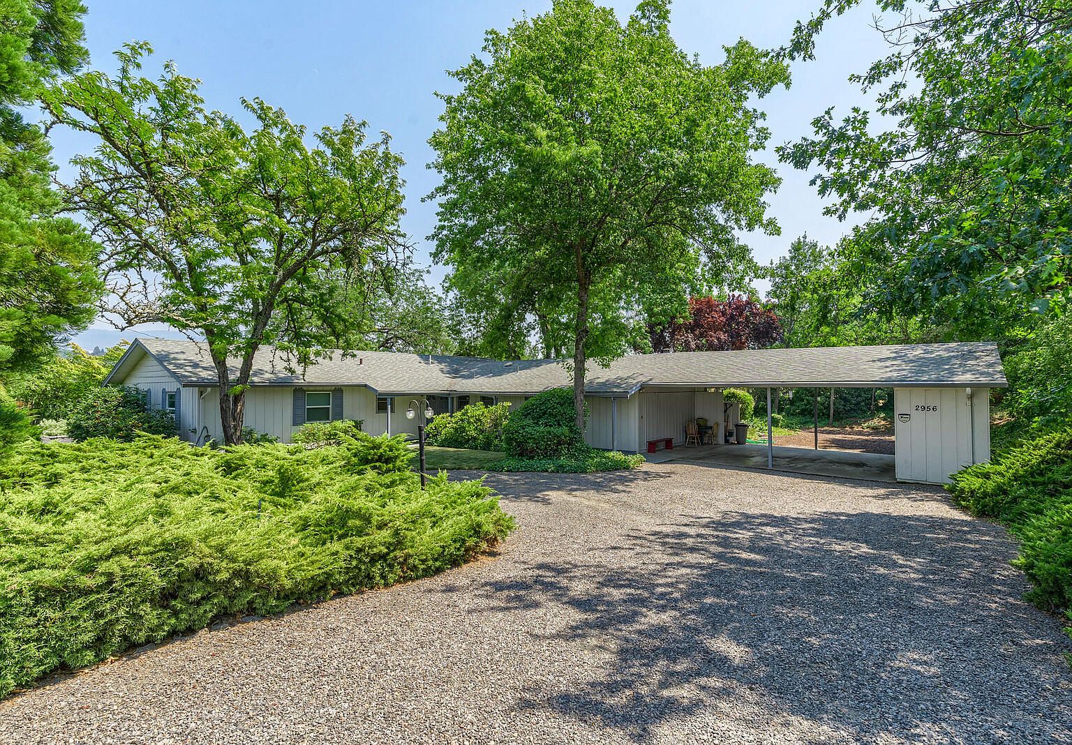 2956 Hillcrest Rd, Medford, OR 97504 Zillow