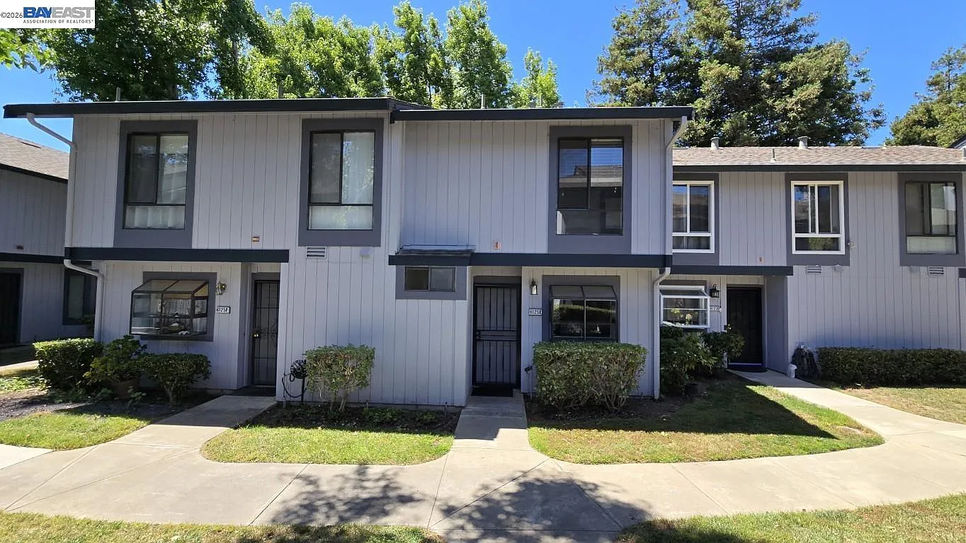 2 bed, 1166 sqft, $2,950 — Photo 1