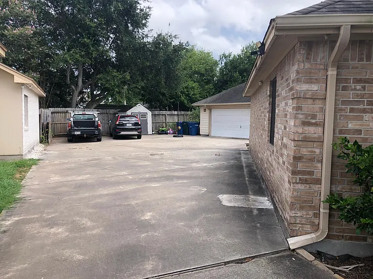 6734 Northgate Dr — Photo 20