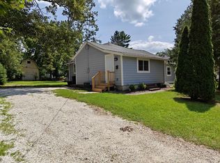 511 S 3rd St, Delavan, WI 53115
