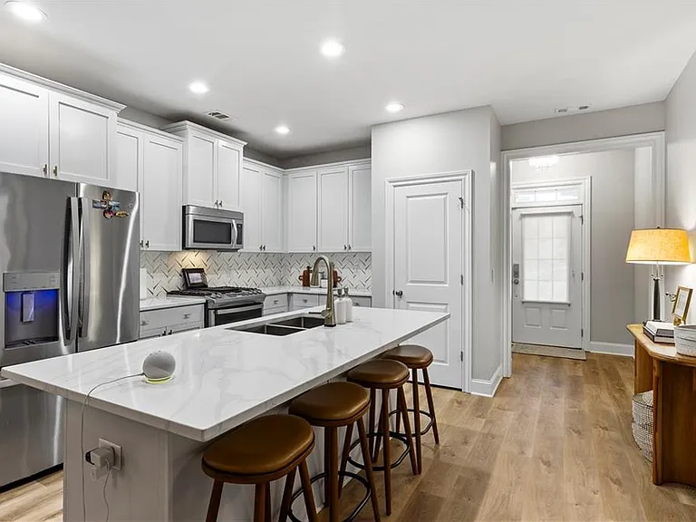 1704 Drew Dr NW — Photo 7