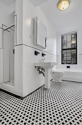 Rented by City Connections Realty | media 44