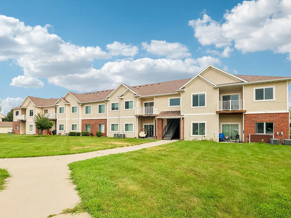 1825 SW White Birch Cir #3