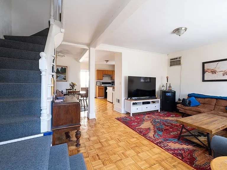 5 Village St #2 — Photo 3