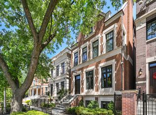 3751 N Greenview Ave, Chicago, IL 60613