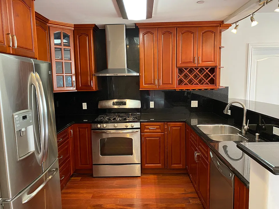 151 El Camino Real #135