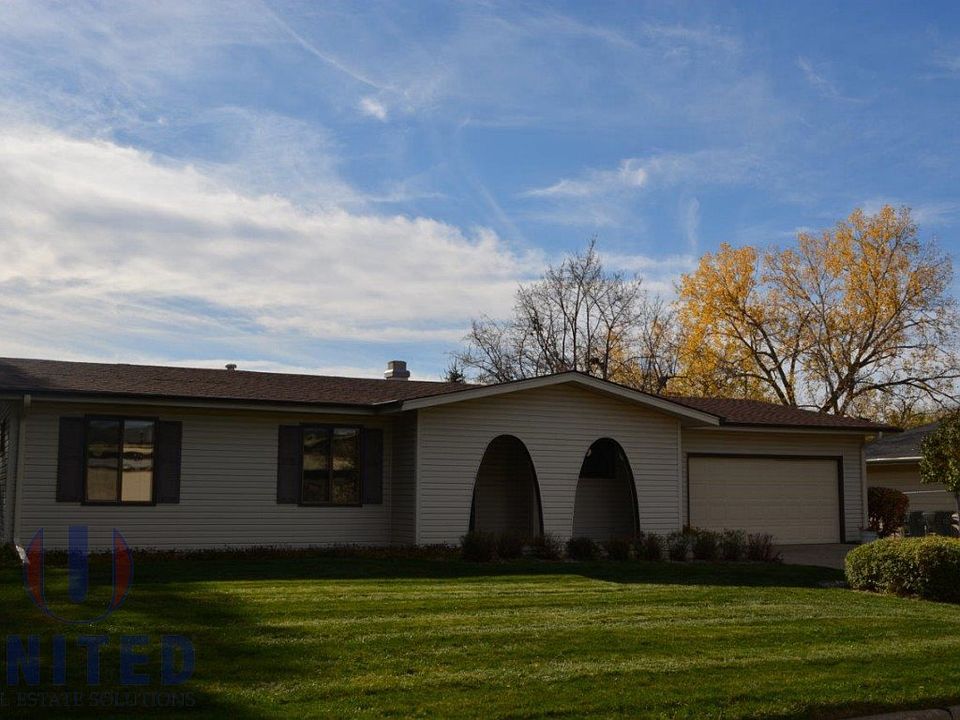 1st image of 1230 Hiawatha Trl