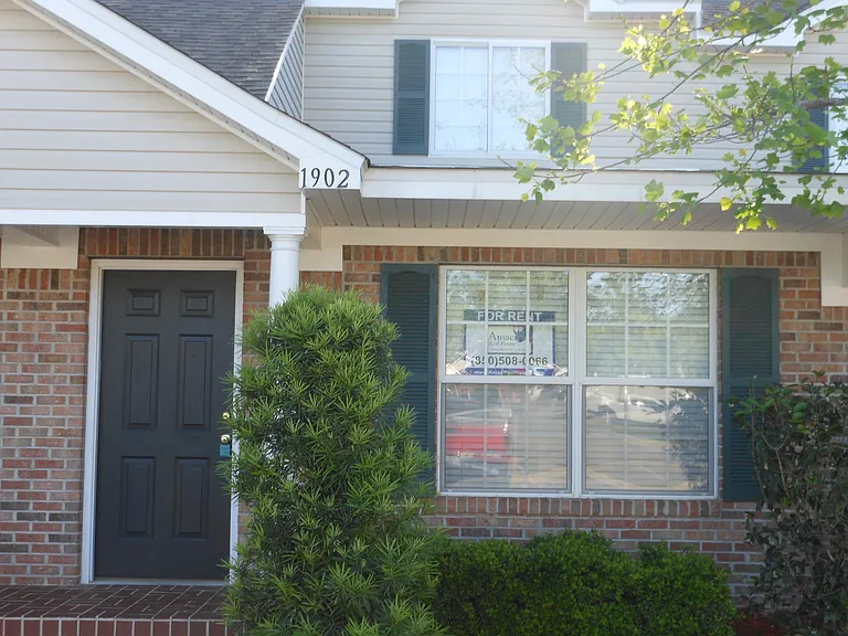 2738 W Tharpe St #1902 — Photo 1