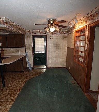 3rd image of 125 Hilltop Dr