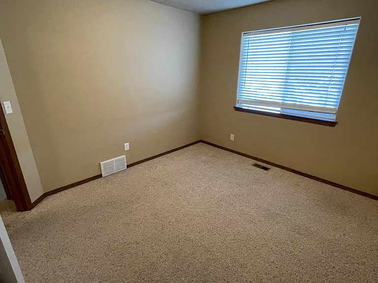 3820 S Morrow Ln — Photo 26
