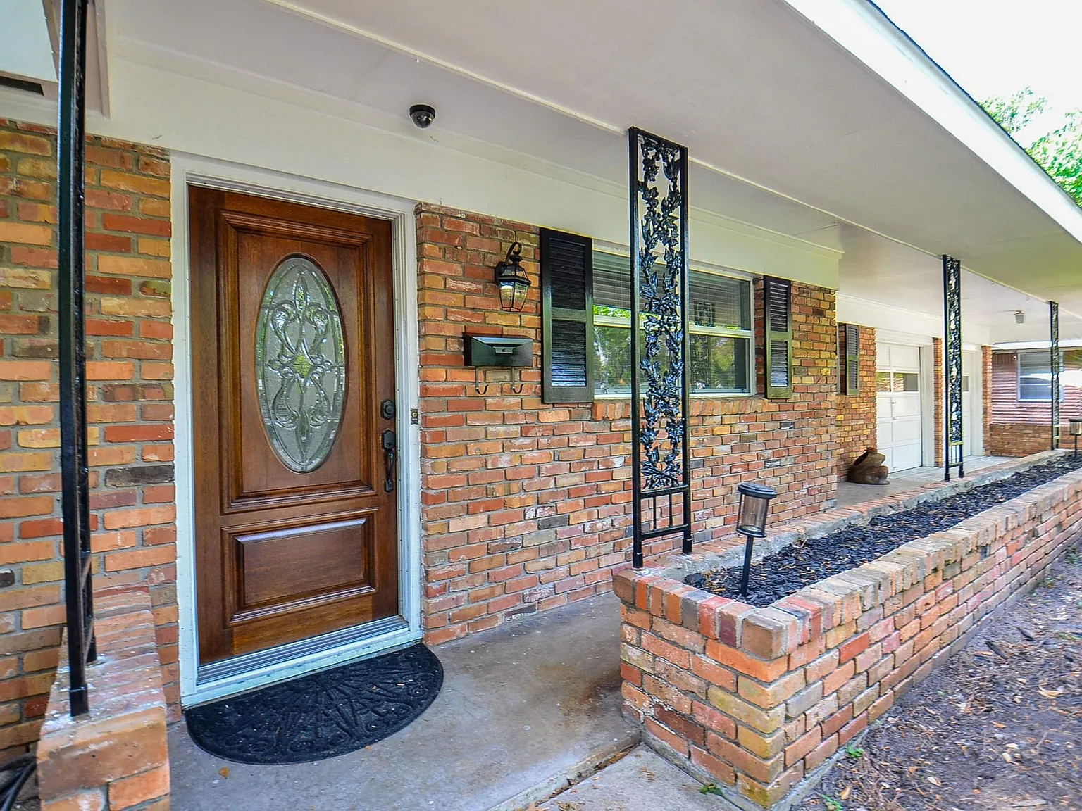 3 bed, 2.0 bath, 1797 sqft, $2,800 — Photo 4