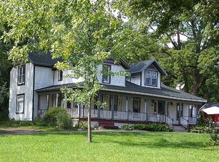 2930 W Buno Rd, Milford, MI 48380