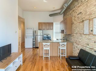 2510 N Southport Ave #2E, Chicago, IL 60614
