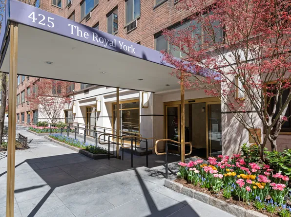 425 East 63rd Street image 28 of 28