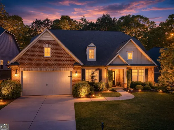 2668 Limestone Creek Dr, Gainesville, GA 30501