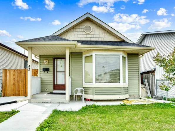 43 E Falshire Close NE, Calgary, AB T3J 3A2