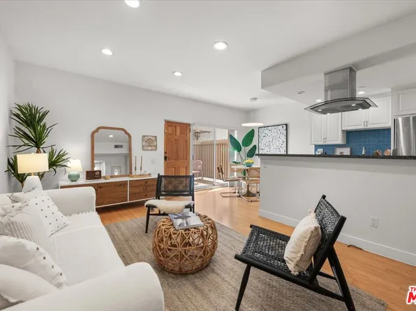 622 S Barrington Ave APT 100, Los Angeles, CA 90049