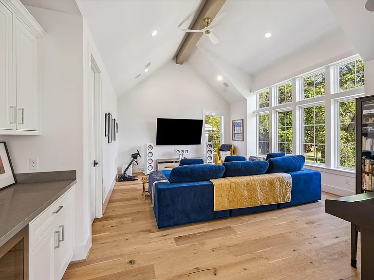 3020 University Blvd — Photo 15
