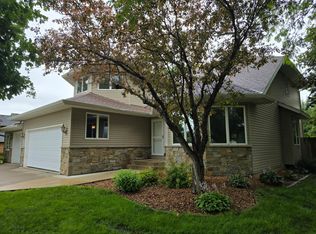 1702 15th St SW, Willmar, MN 56201