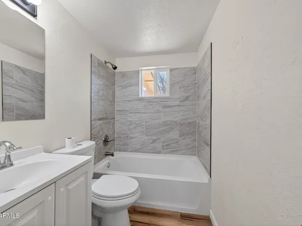 10229 S HONEYSUCKLE Drive, Hereford, AZ 85615