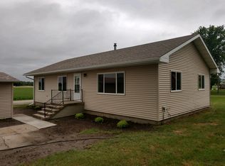 355 S Main St, Pilger, NE 68768