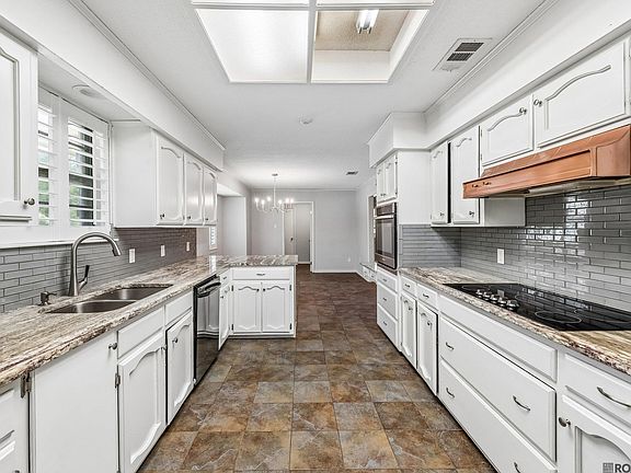 4th image of 14017 Joor Rd
