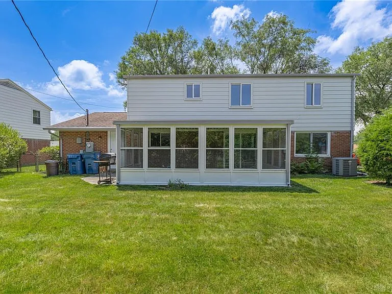 6221 Longford Rd — Photo 29