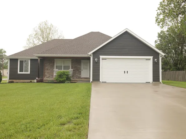 809 Shaffer Street, Marshfield, MO 65706