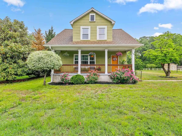 396 Tansboro Rd, Berlin, NJ 08009