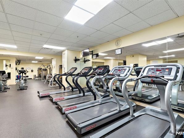 6040 Boulevard East APT 27C, West New York, NJ 07093