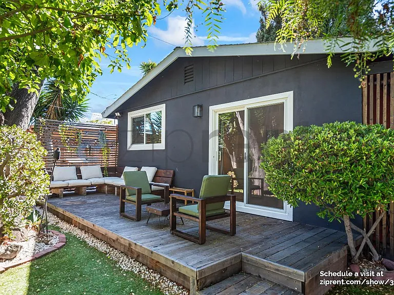 1038 Colton Ave — Photo 34