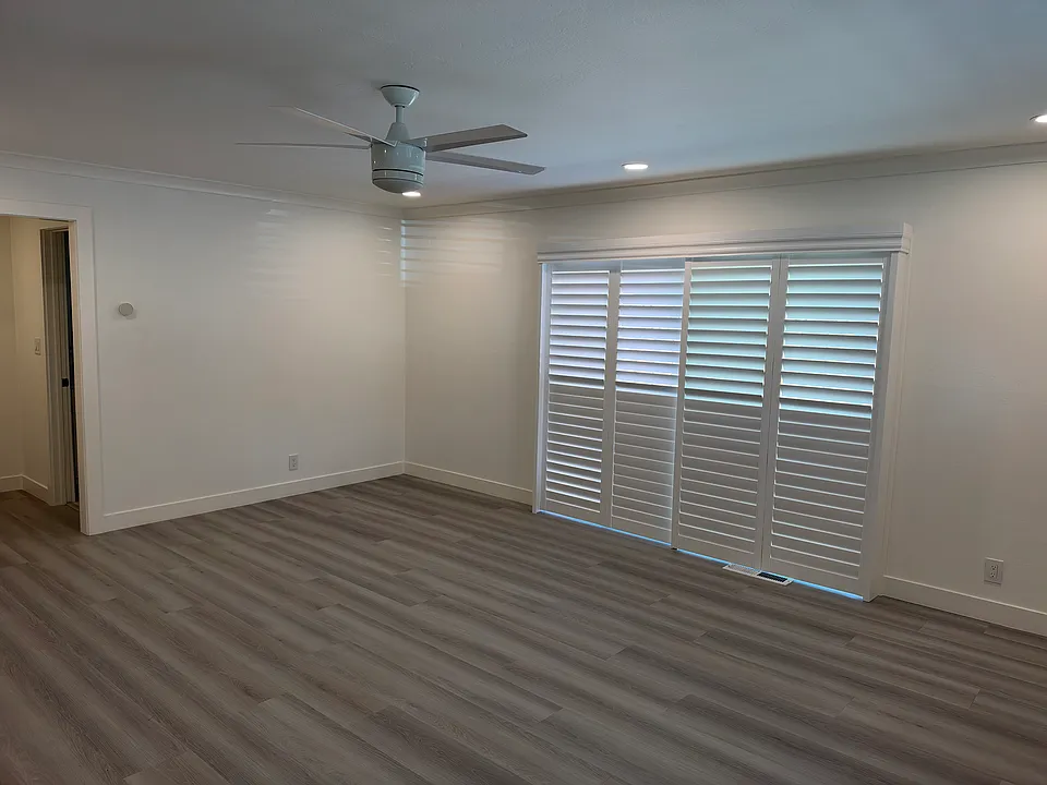 22381 Salem Ave #2