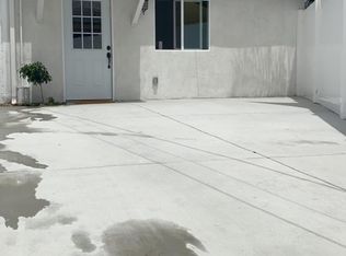 4513 W Clark Ave #101, Burbank, CA 91505