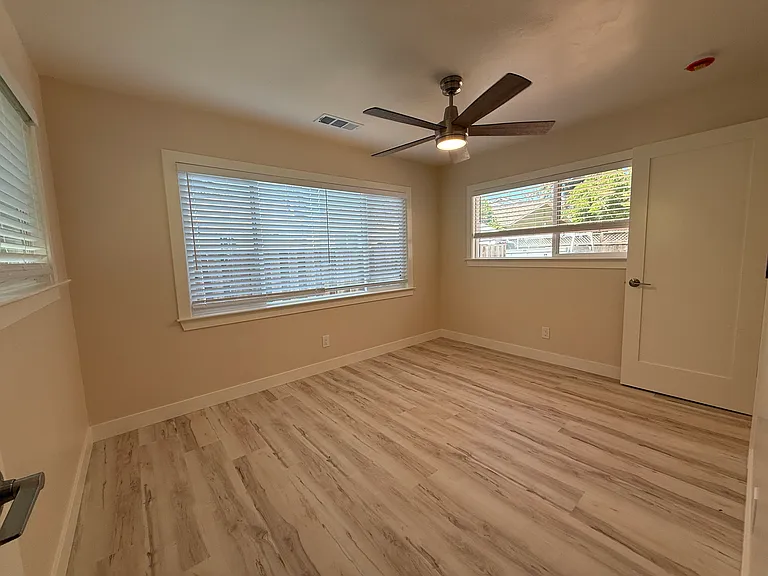 1537 Keesling Ave — Photo 19