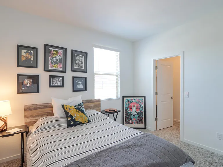 264 S San Gregorio Ln — Photo 12
