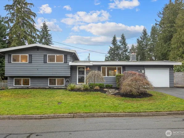 7718 204th Place SW, Edmonds, WA 98026