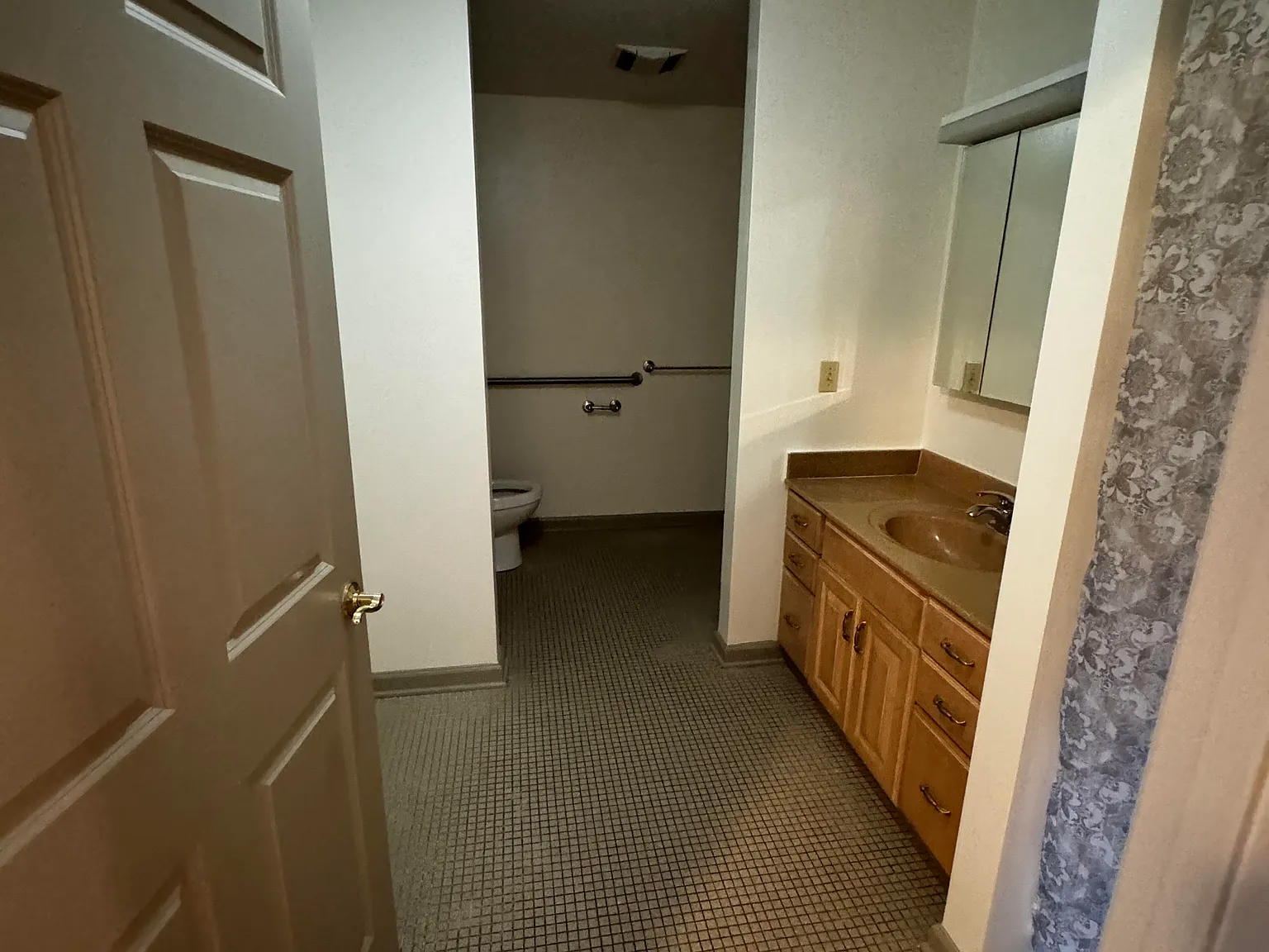 2 bed, 1.5 bath, 980 sqft, $2,250 — Photo 4