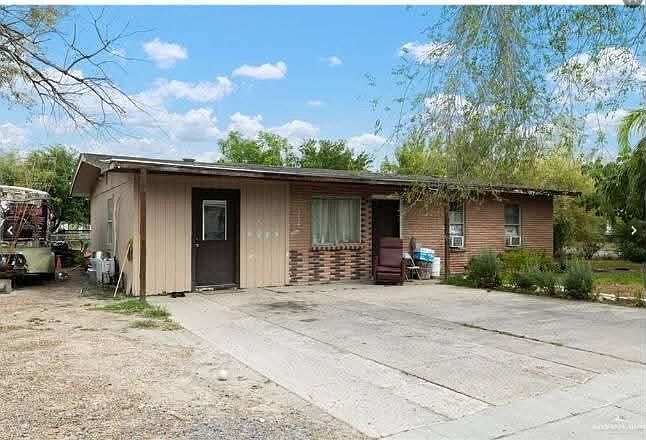 1st image of 3000 Gumwood Ave