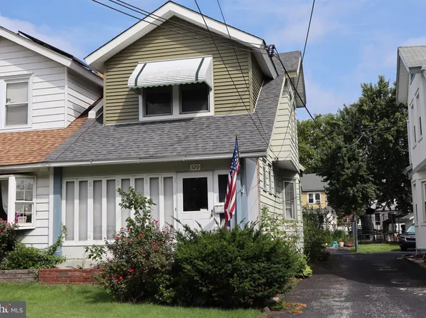 529 10th Ave, Prospect Park, PA 19076