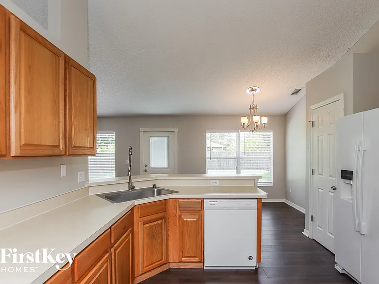 826 Tedder Rd SE — Photo 6