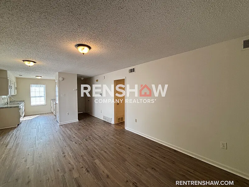 3 bed, 2.0 bath, 1078 sqft, $1,250 — Photo 3