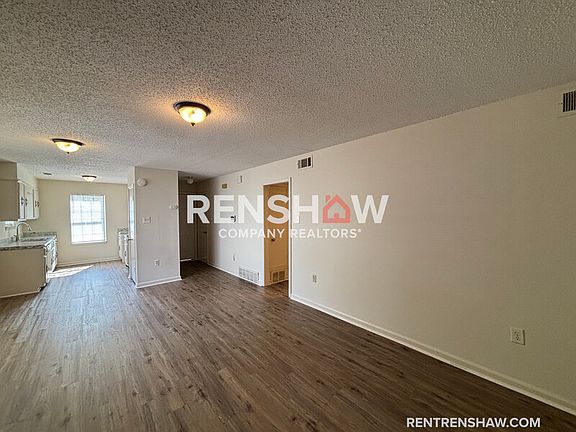 3rd image of 5622 Pathway Cir