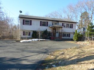 158 W Eckerson Rd, Spring Valley, NY 10977