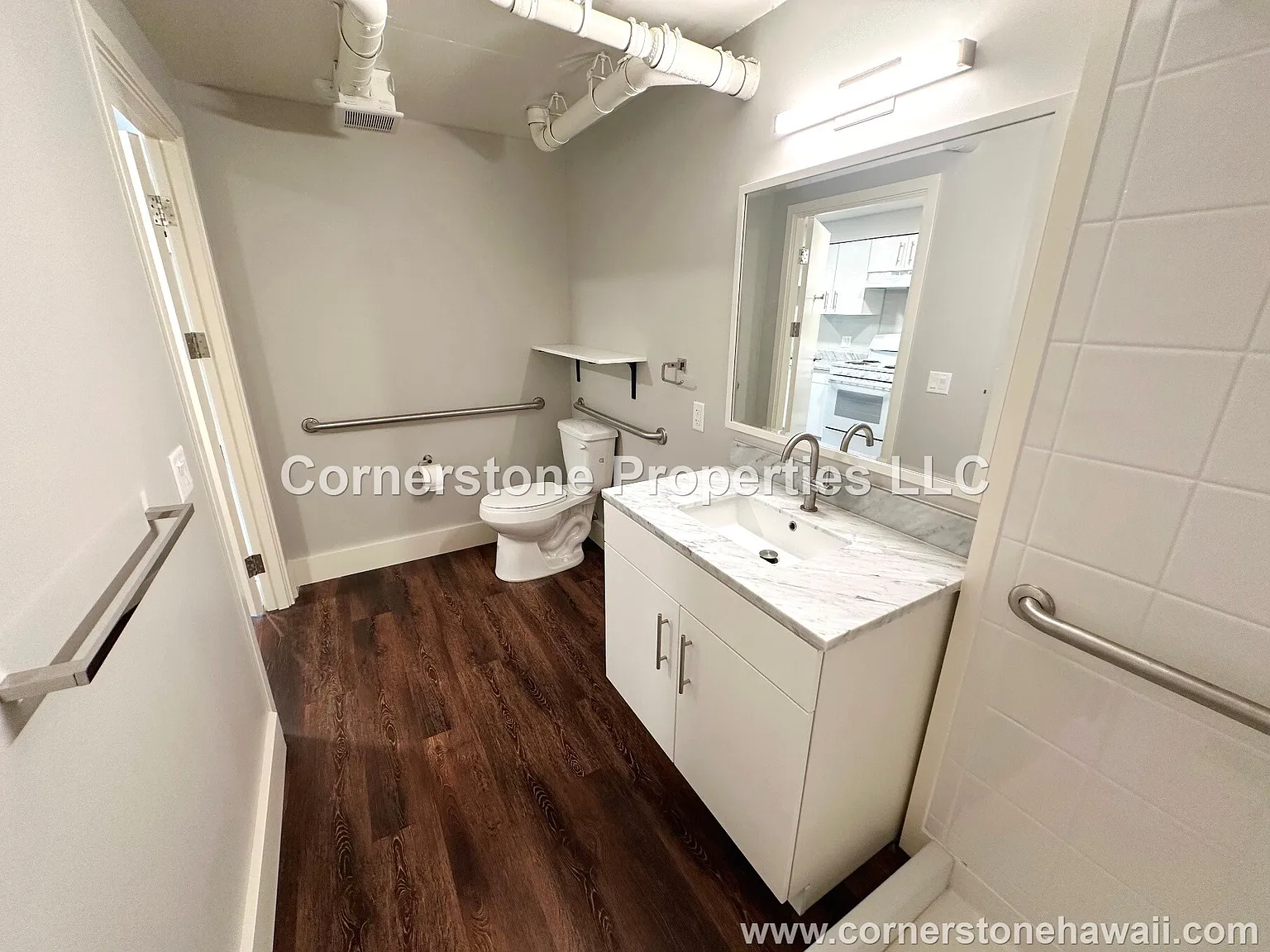 1604HOR - 1 — Photo 4