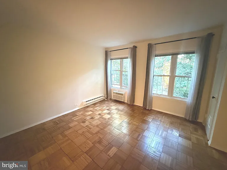 1608 Mount Eagle Pl — Photo 15