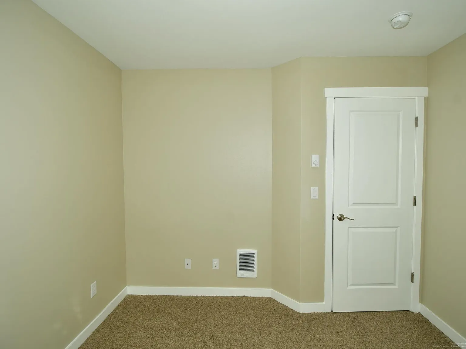 3 bed, 2.5 bath, 1675 sqft, $2,999 — Photo 4