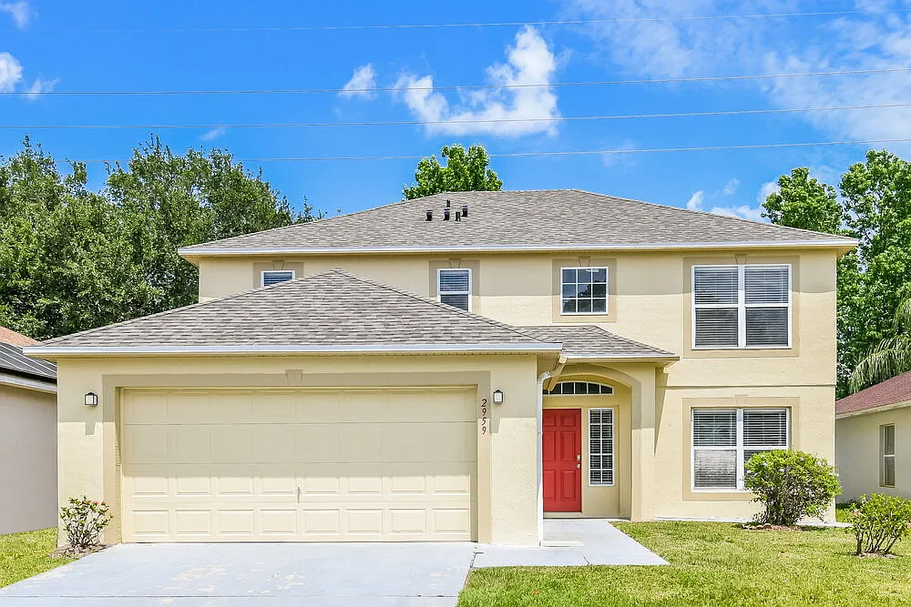4 bed, 2.5 bath, 2222 sqft, $2,605 — Photo 1