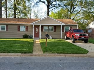 1815 Hurst Dr, Hampton, VA 23663