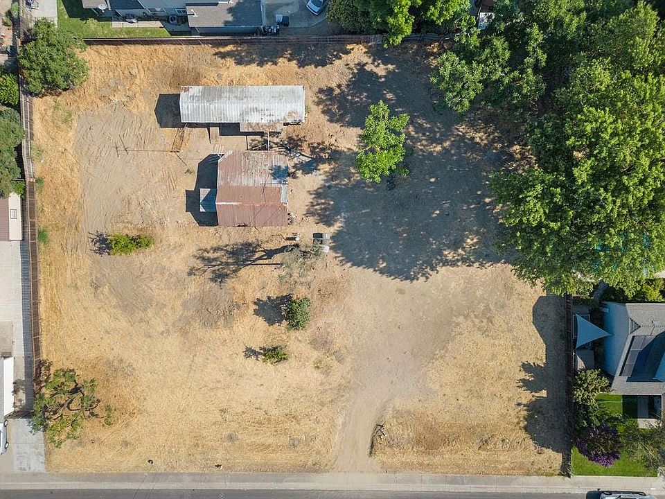 1st image of 1524 Catherine Way