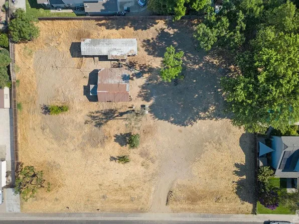 1524 Catherine Way, Escalon, CA 95320